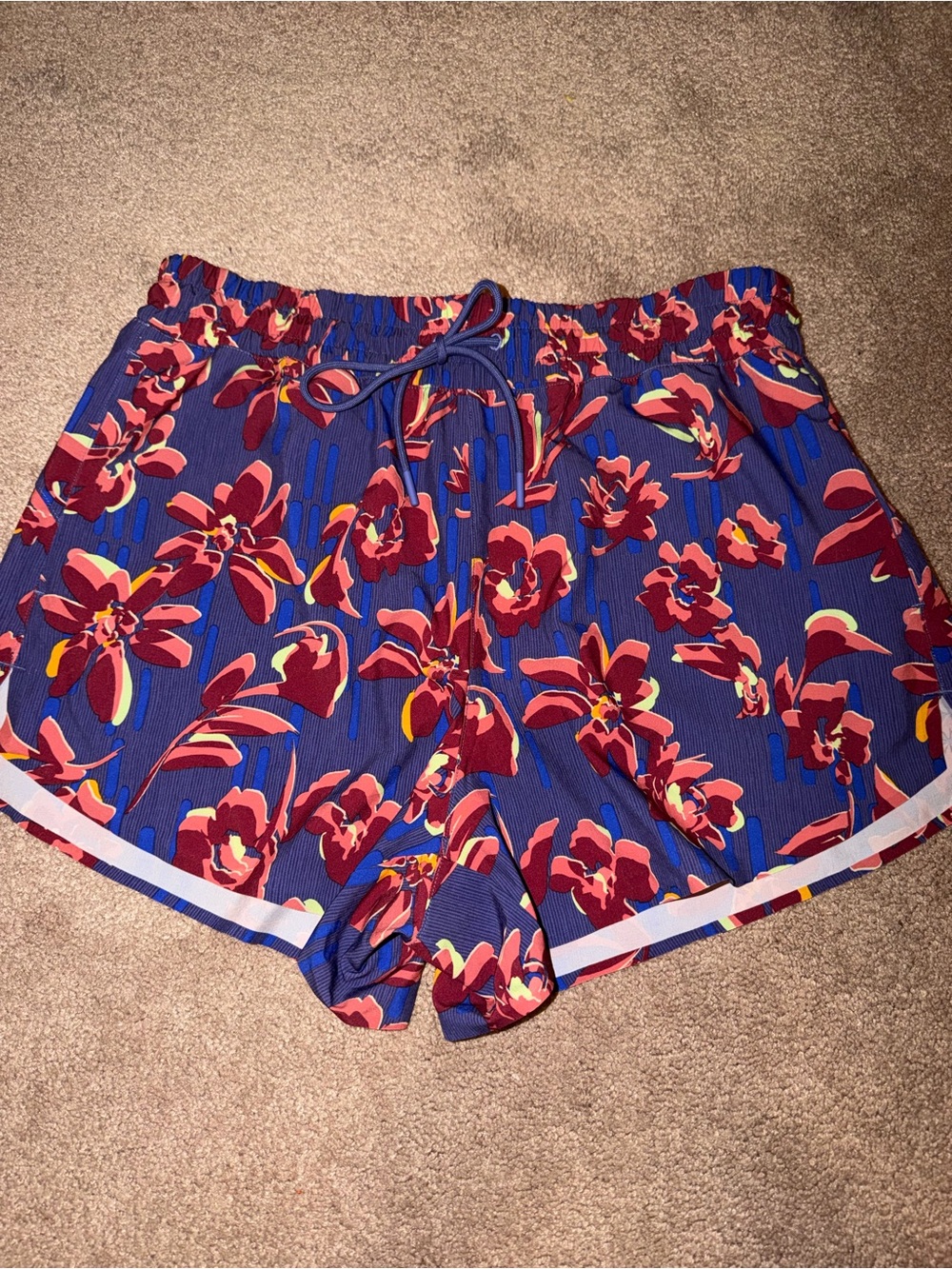 Athleta Crossroads Shorts Athletic  Multicolor Floral Print sz M